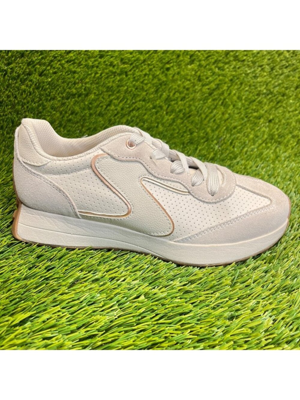 Skechers Street Gusto Path Winder Womens Size 6 Off-White Running Shoes Sneakers